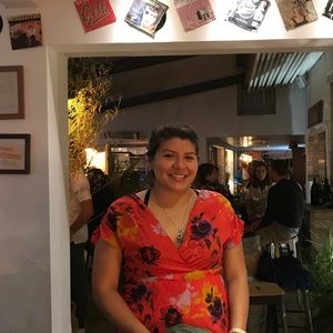 Meet your Posher, Damaris